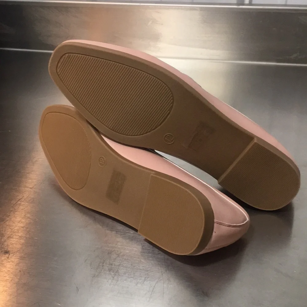New WB Woman’s Journee Collection Elegant Pink Loafers